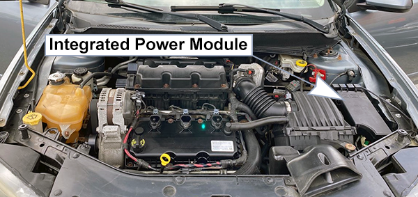 Dodge Avenger (2008-2014): Engine compartment fuse box location