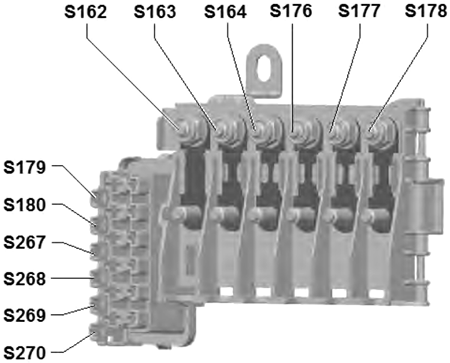 Volkswagen Fox (2011-2012): Engine compartment fuse box diagram